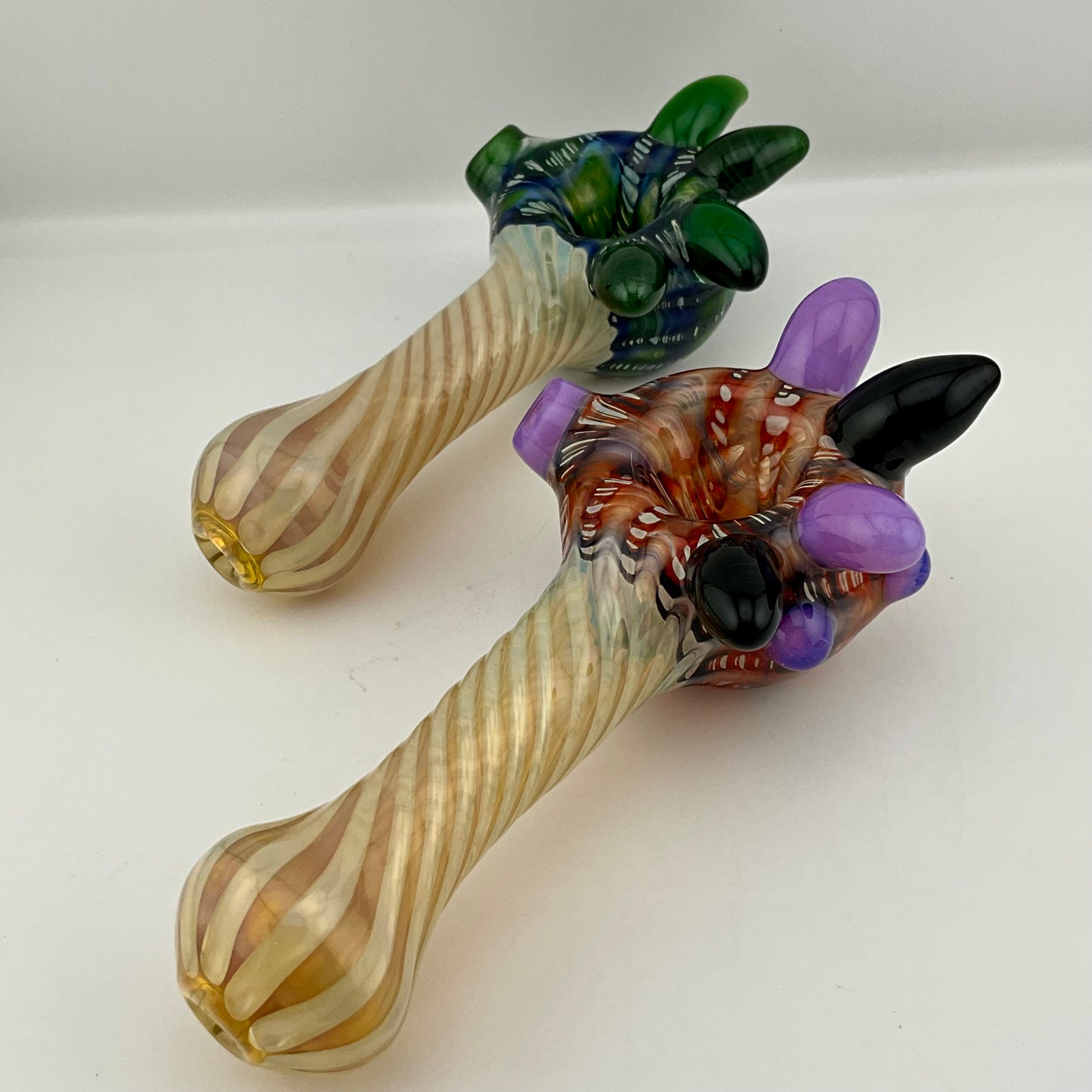 Wrap n Rake Twist Green and Silver Fumed Spoon Pipe with light blue marbles
