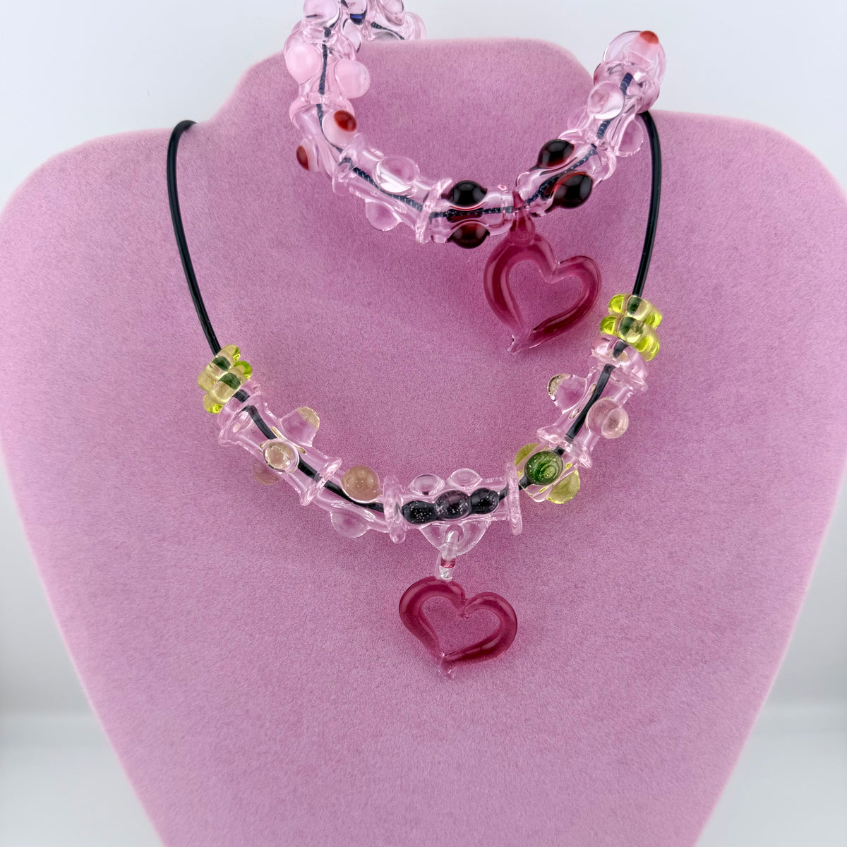Pink Glass Stretchy Bead Bracelet with Heart Pendant 7 Inch Diameter and comes with A floating frame casefor Night Out Fashion - JeffBeckerGlass.com