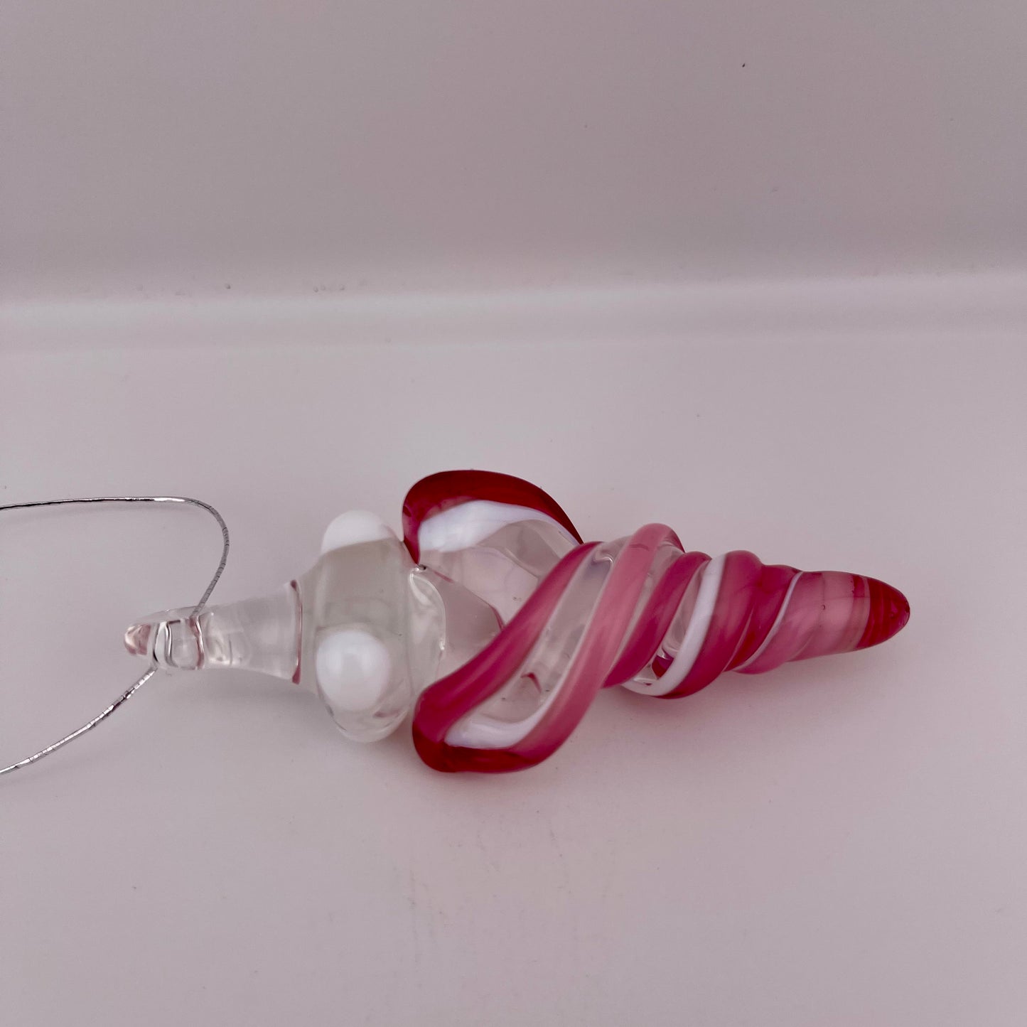 Mini Telemagenta over White Glass Icicle Ornaments - JeffBeckerGlass.com