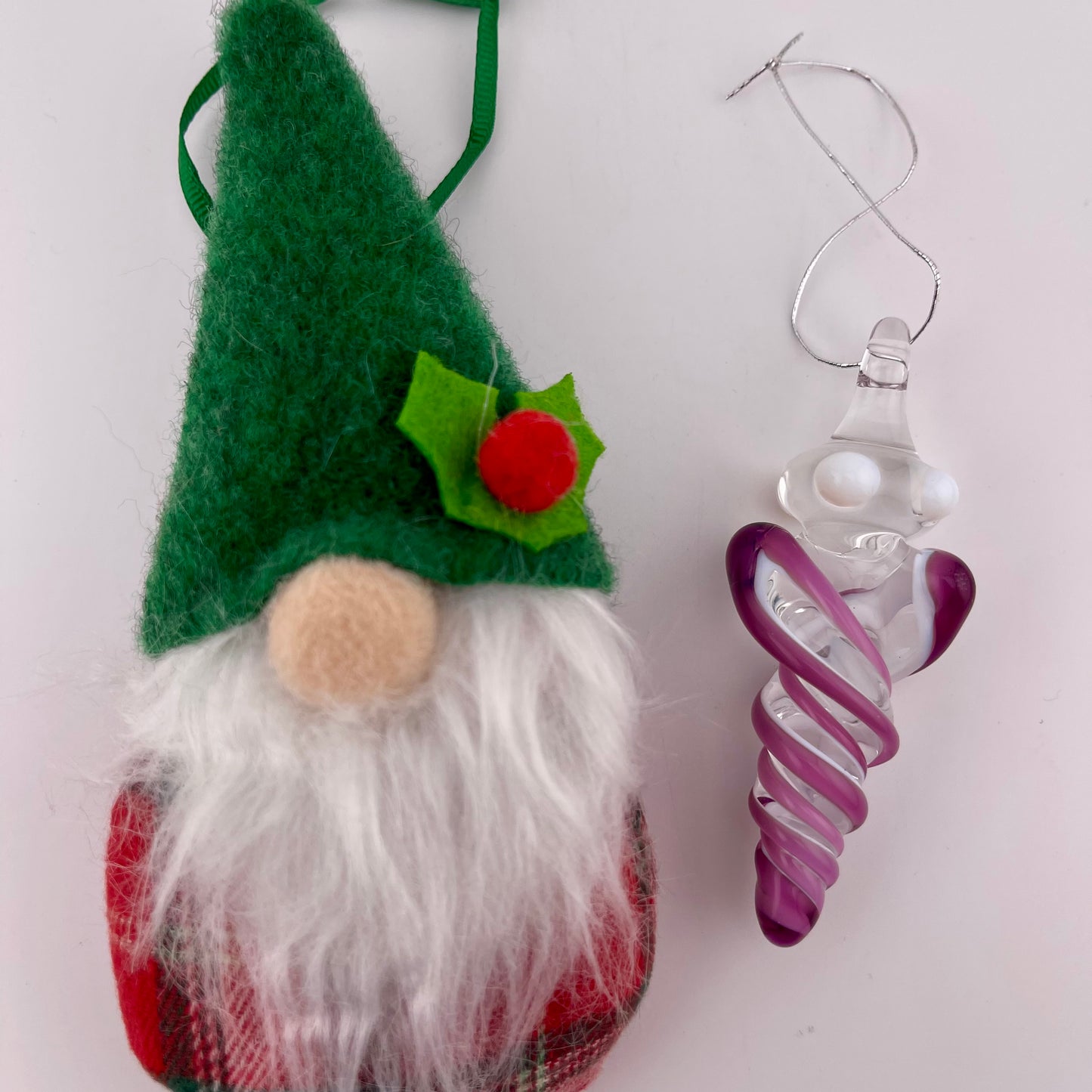 Mini Royal Jelly over White Glass Icicle Ornaments - JeffBeckerGlass.com