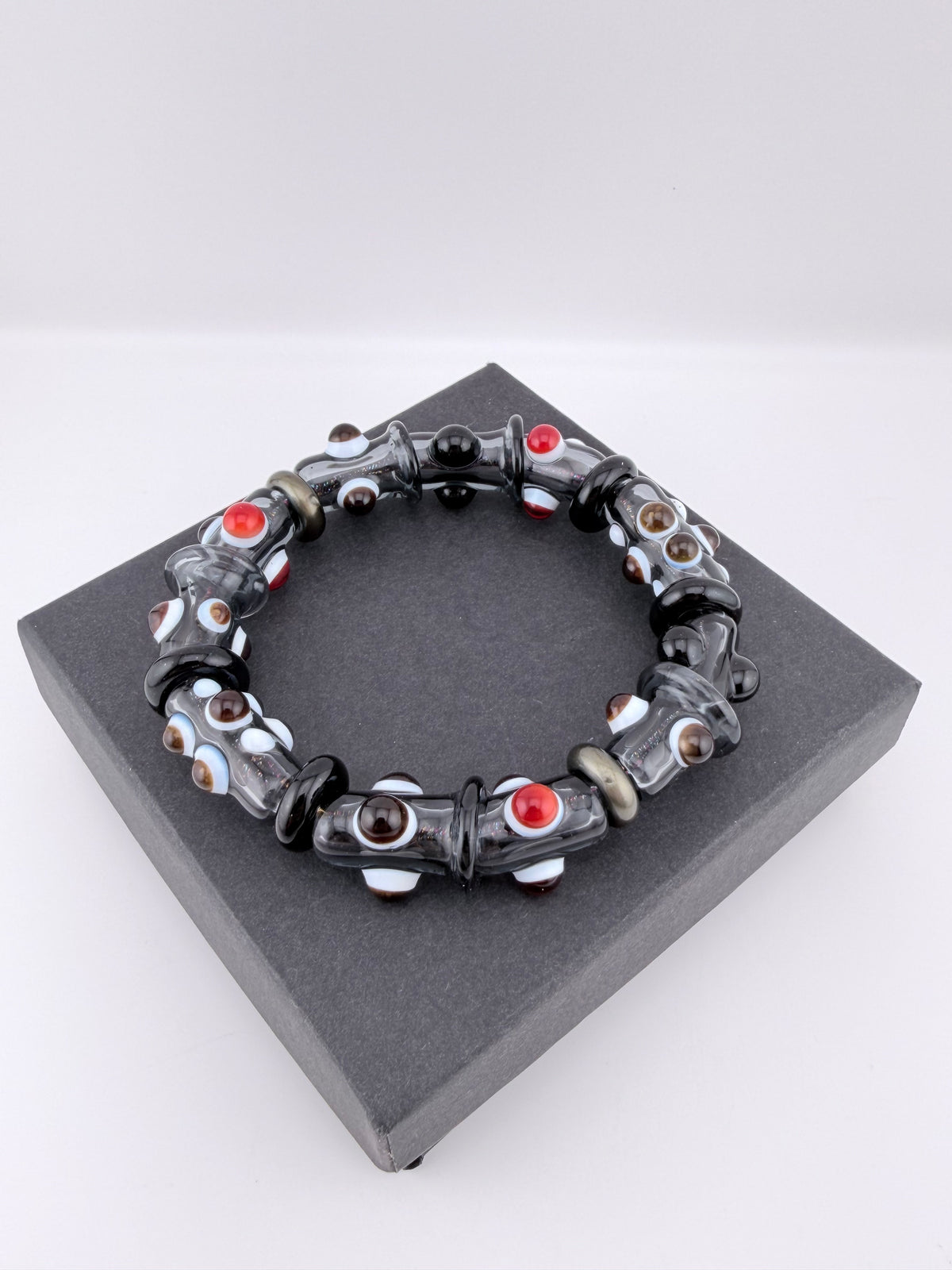 7inch Black & Grey Glass Stretchy Bracelet – Handmade Borosilicate Jewelry - JeffBeckerGlass.com