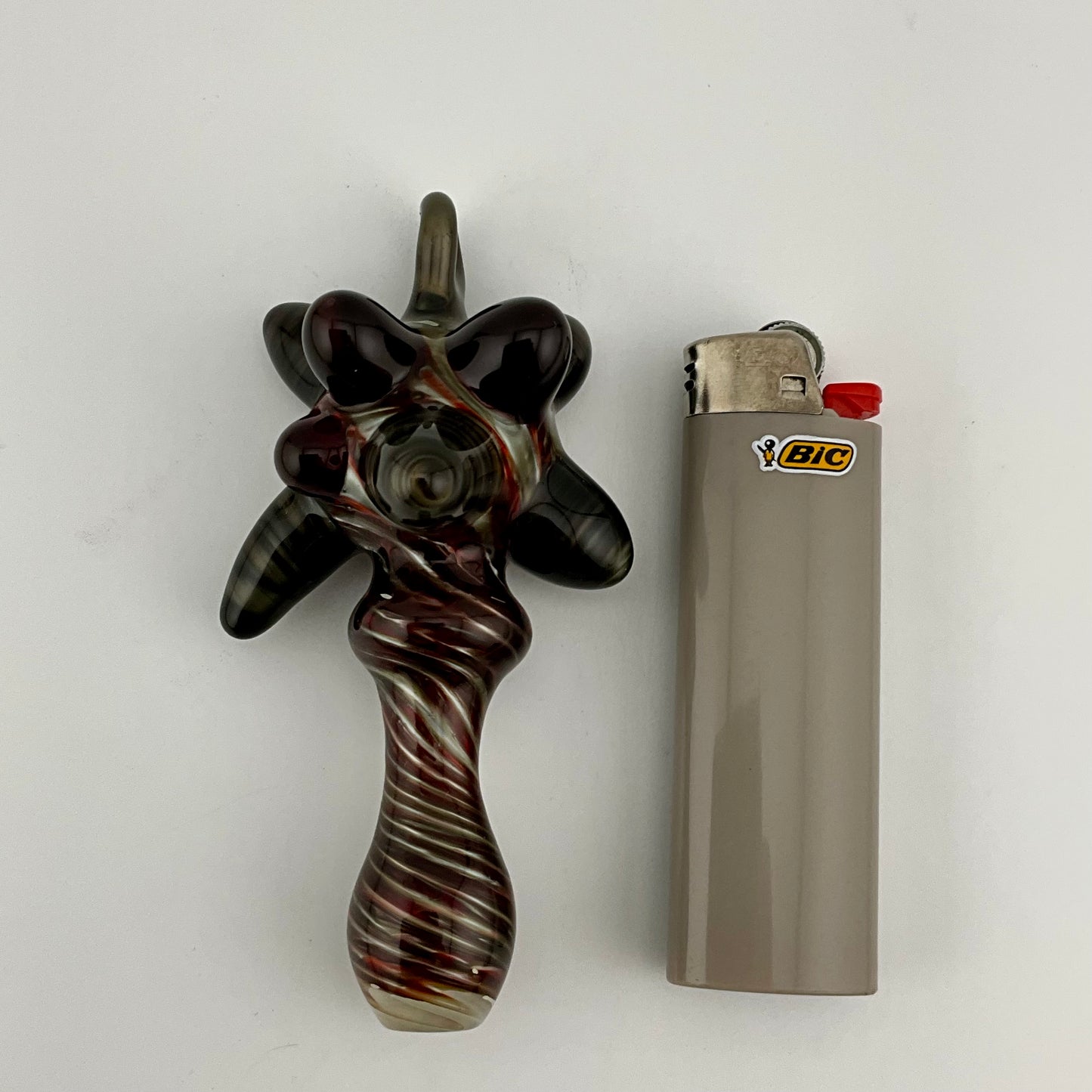 Pendant Pipe Red and Black pendant pipe necklace’s