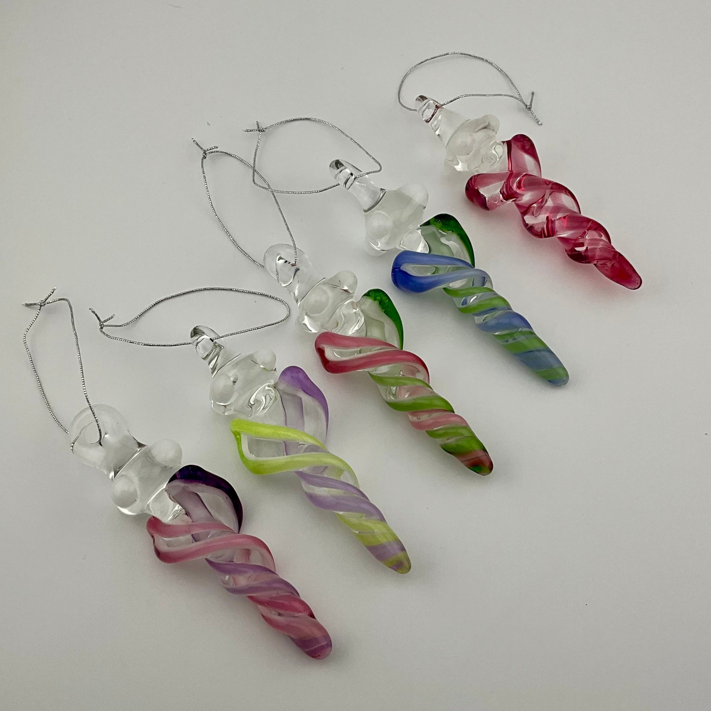 Mini Telemagenta and Plantphibian Green Glass Icicle Ornaments - JeffBeckerGlass.com