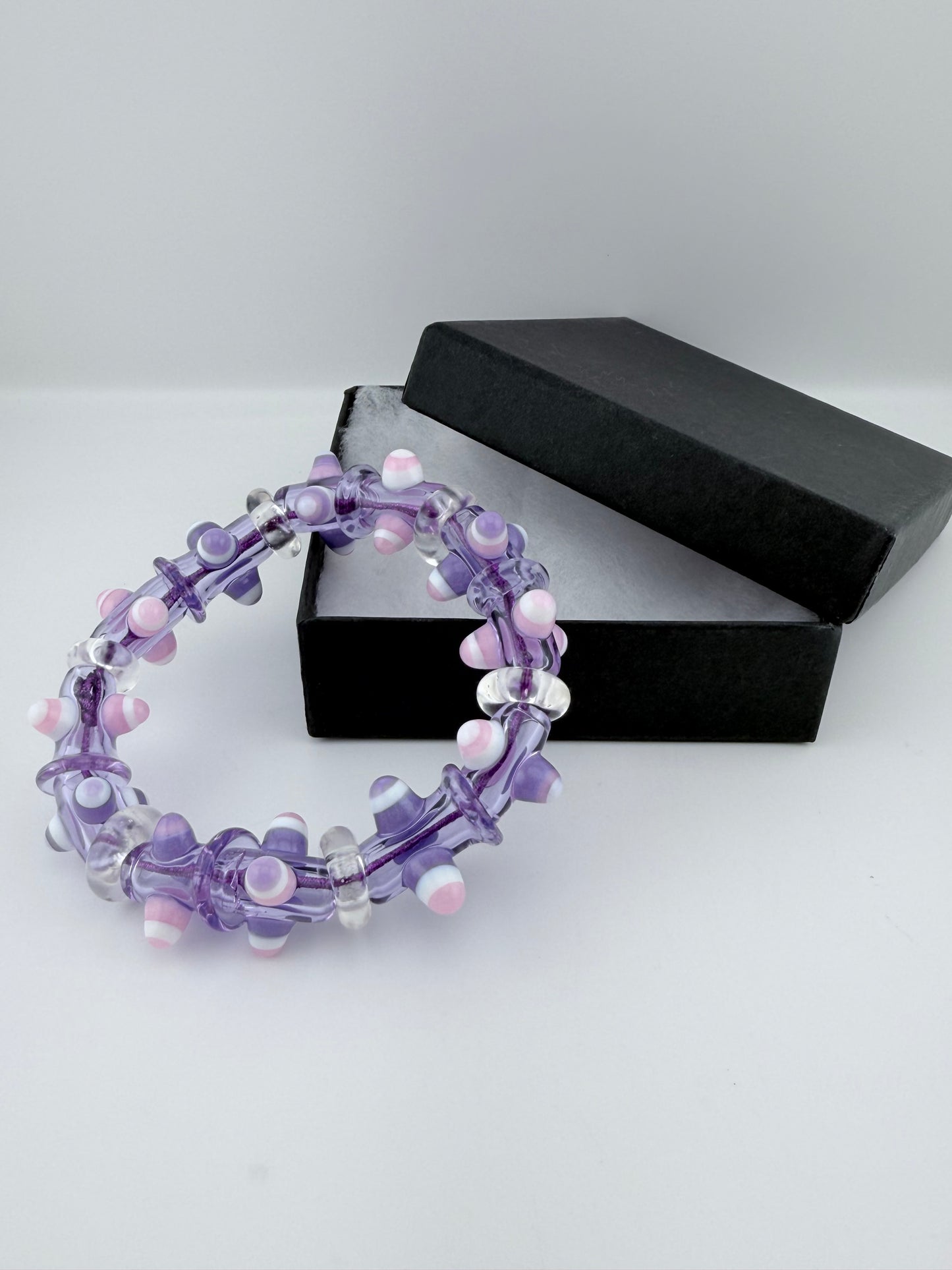 7inch Purple and Pink UV Reactive Glass Bracelet – Glows Pink Under Black Light