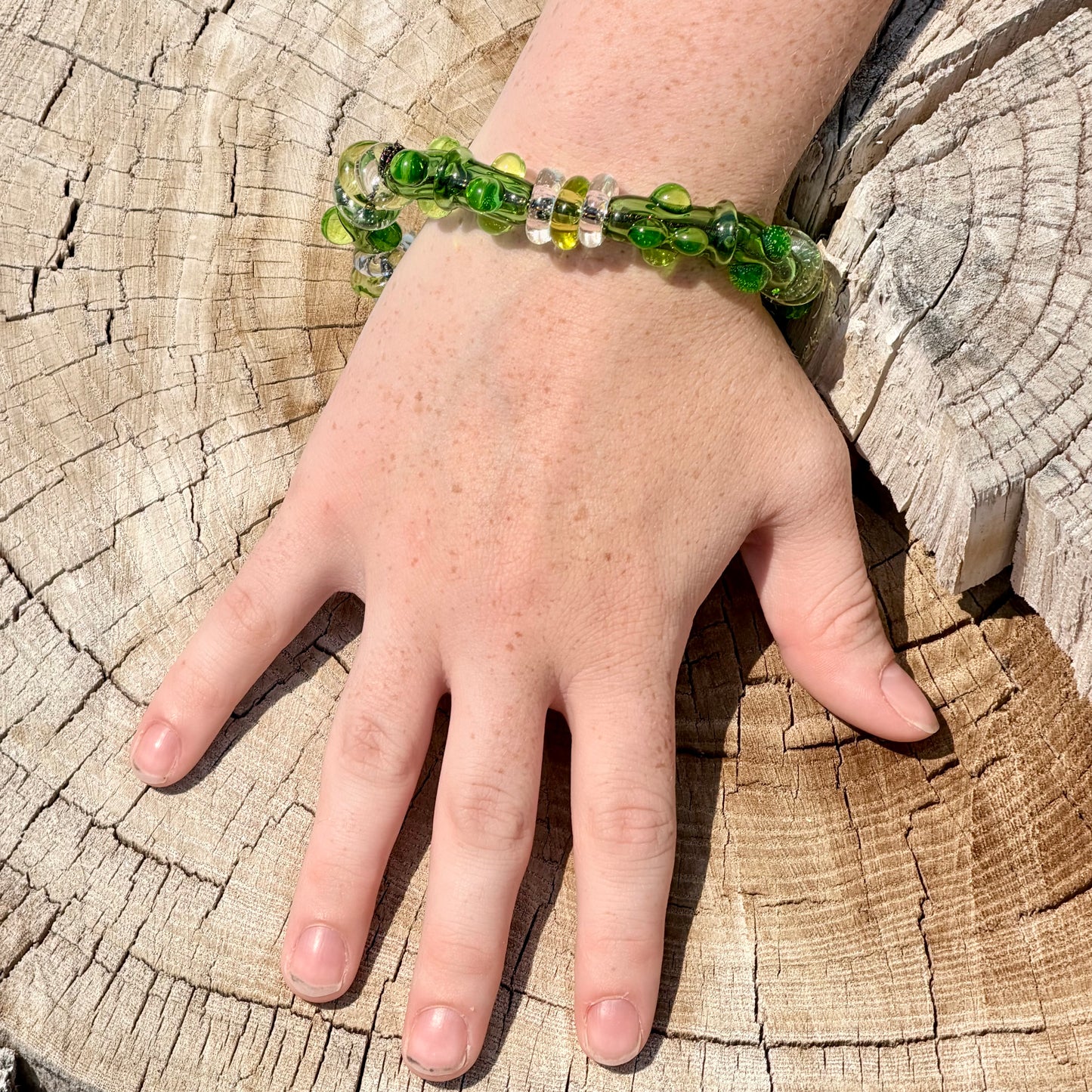 Stretchy  Green Glass Bracelet and dots that Glow Bright Green Under Black Light