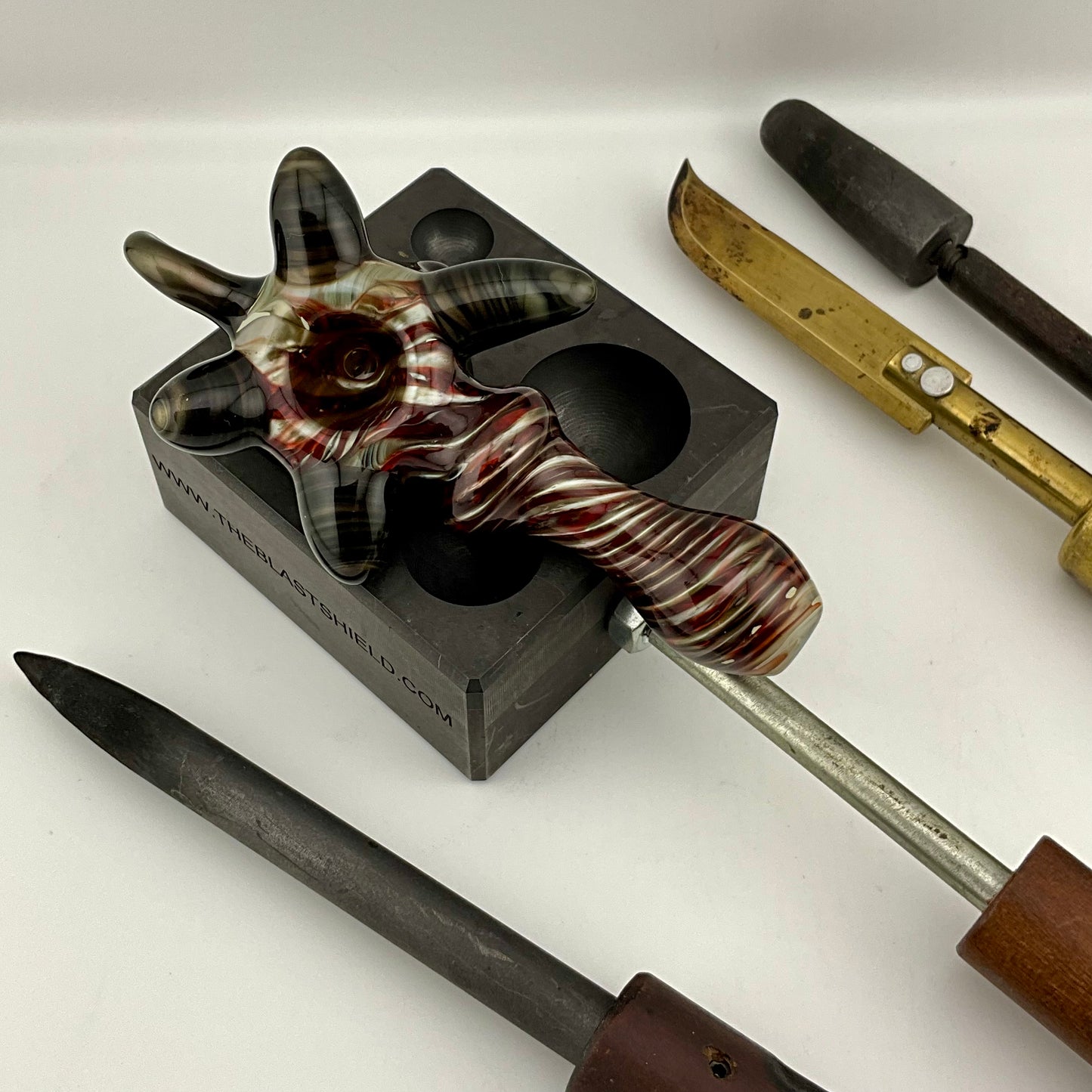 Pendant Pipe Red and Black pendant pipe necklace’s