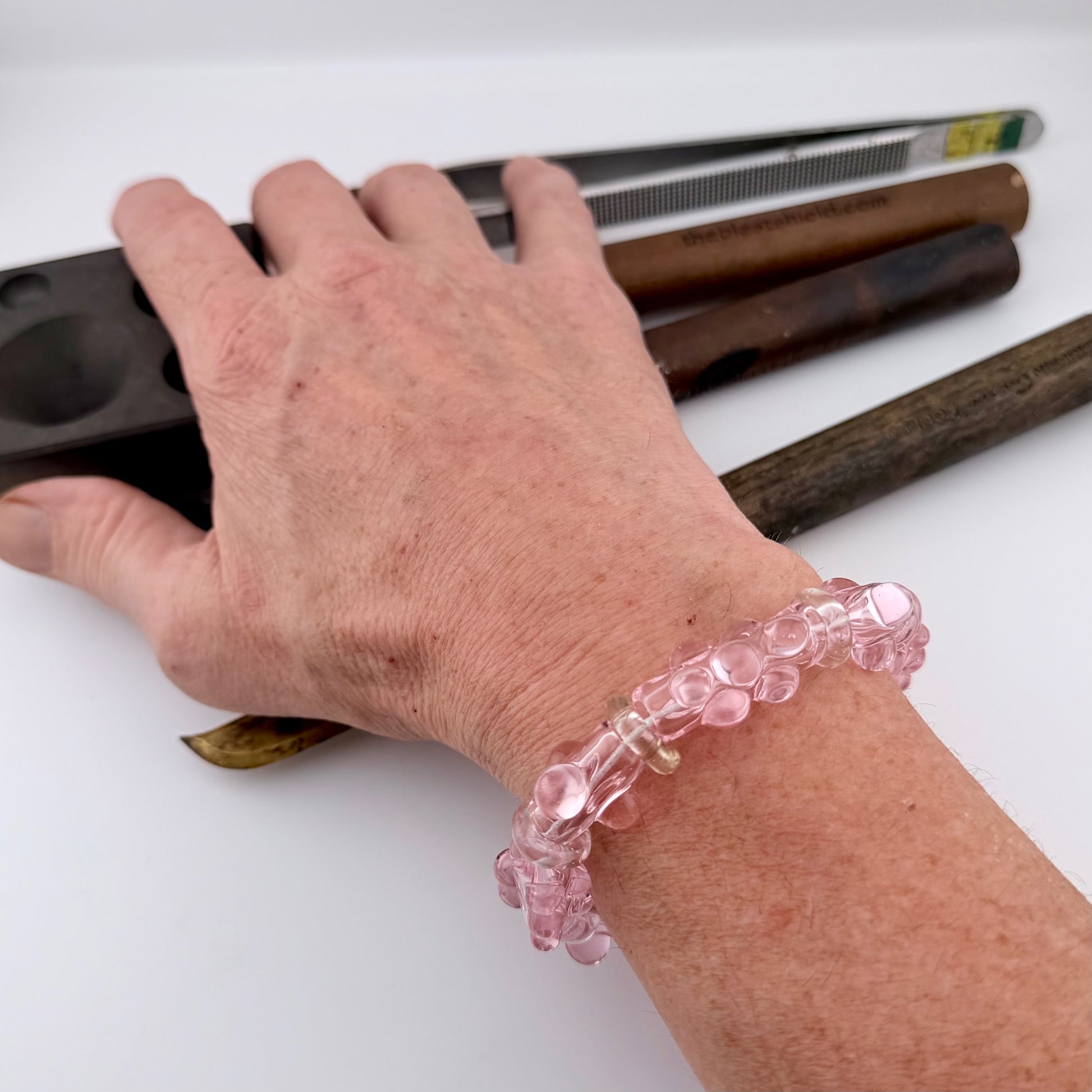 Stretchy Pink Glass Bracelet(Not UV Reactive) - JeffBeckerGlass.com