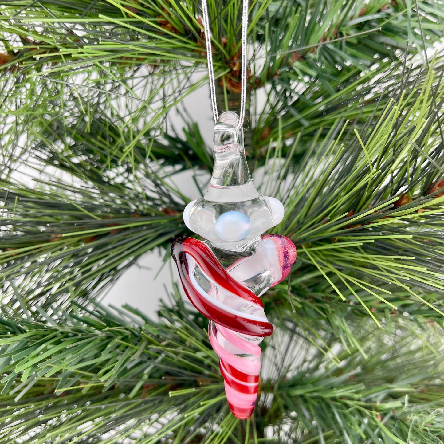 Mini Glass Icicle Ornament with Pink and Elvis Red over Lotus White Color Twist